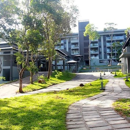 The Mountain Courtyard Thekkady Hotel Buitenkant foto