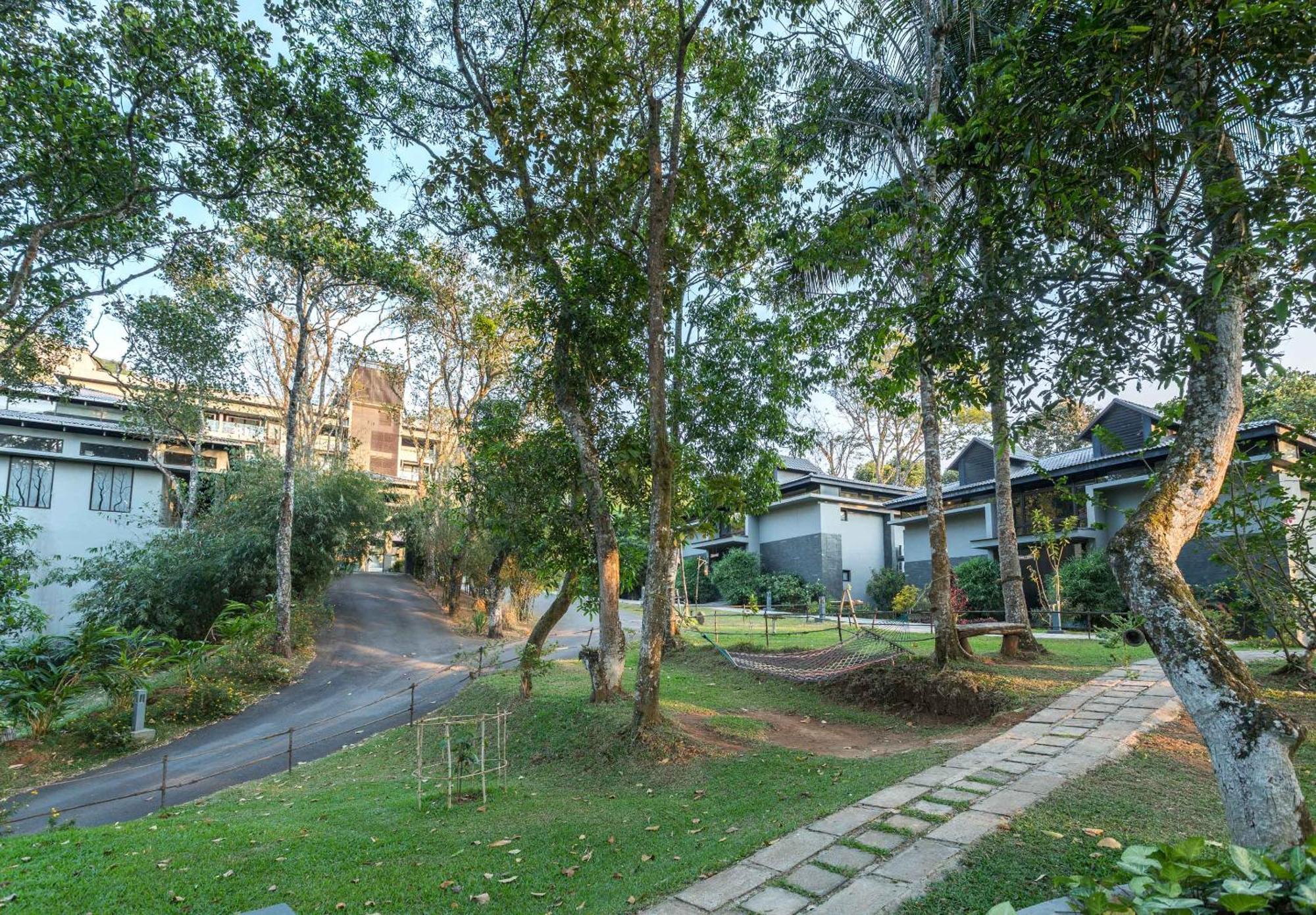 The Mountain Courtyard Thekkady Hotel Buitenkant foto